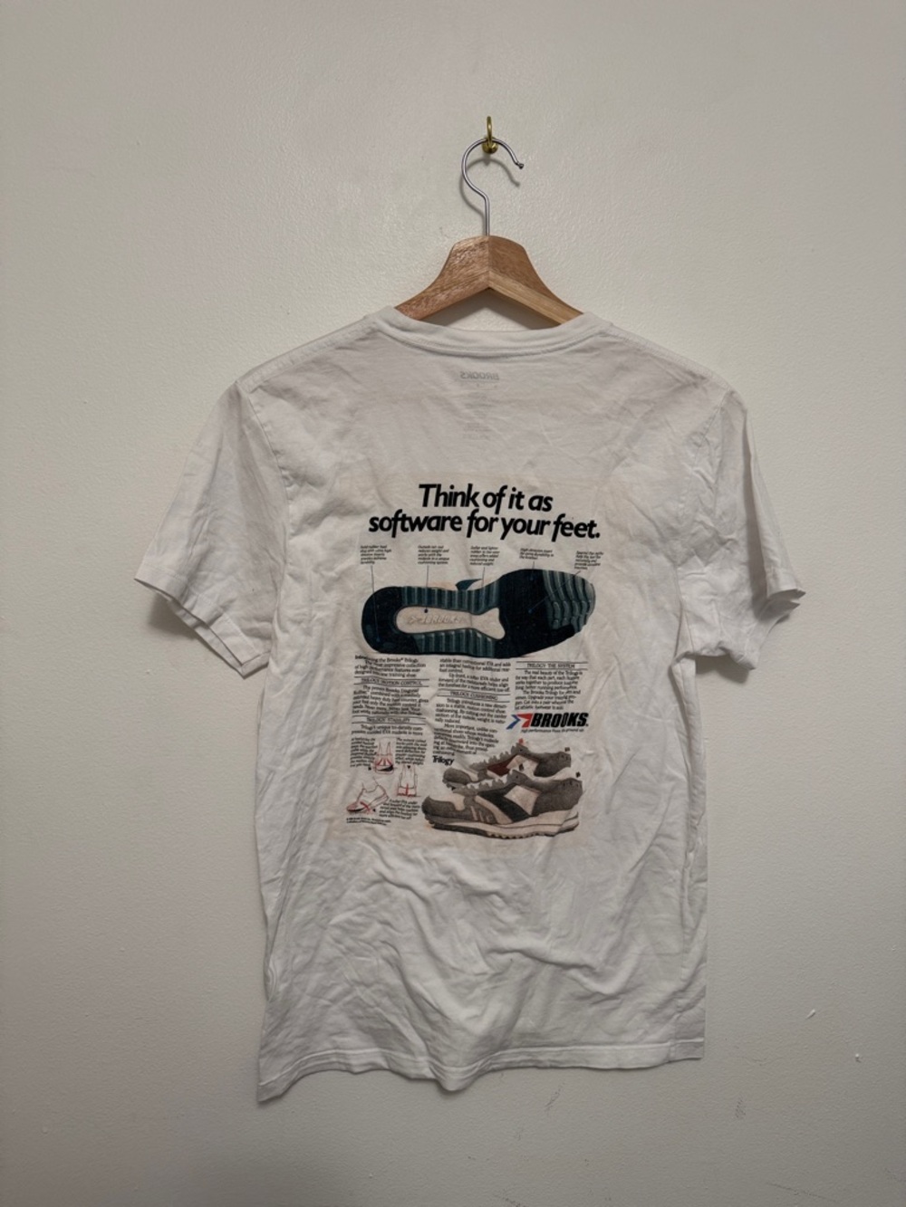 Brooks White Trilogy T-Shirt